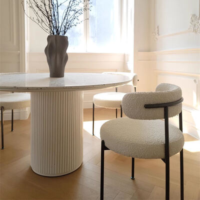 Nordic Home Meubels Witte ronde eettafel 6 zitplaatsen Houten moderne luxe eettafel en stoelen voor de eetkamer